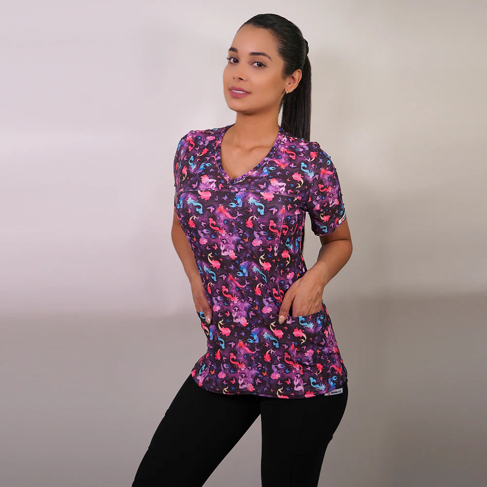 Delantal clinico Mujer tela elasticada estampada. Combina con Negro
