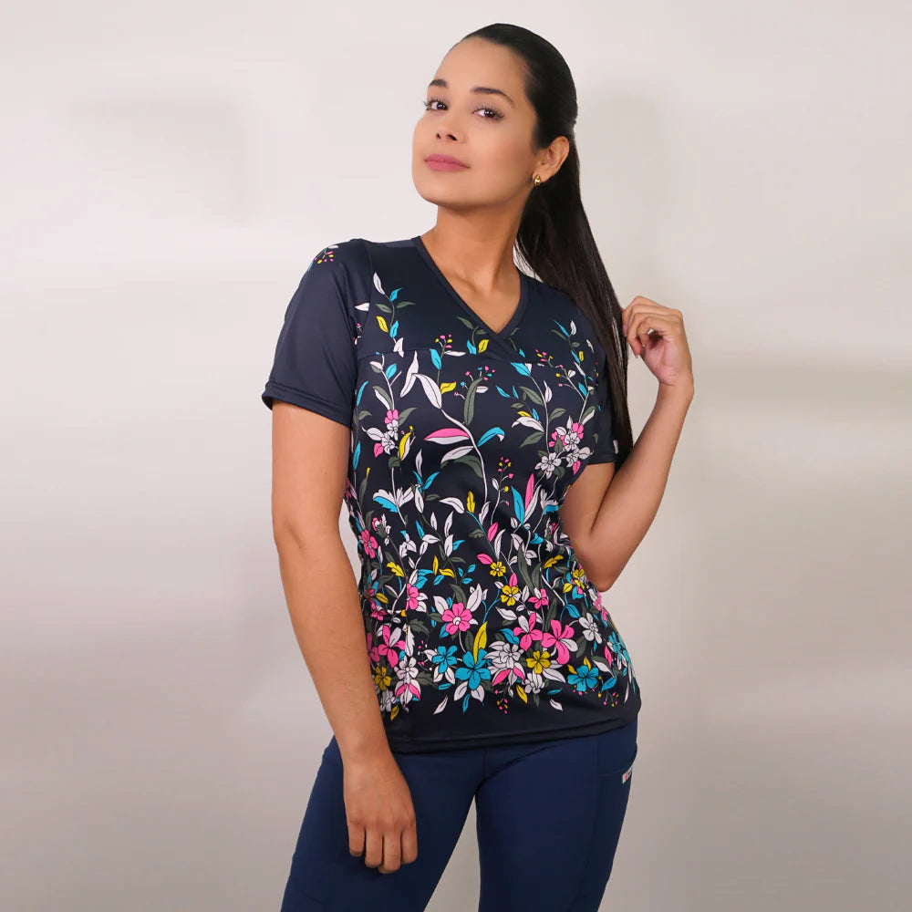 Delantal clinico Mujer tela elasticada estampada. Combina con Azul Marino