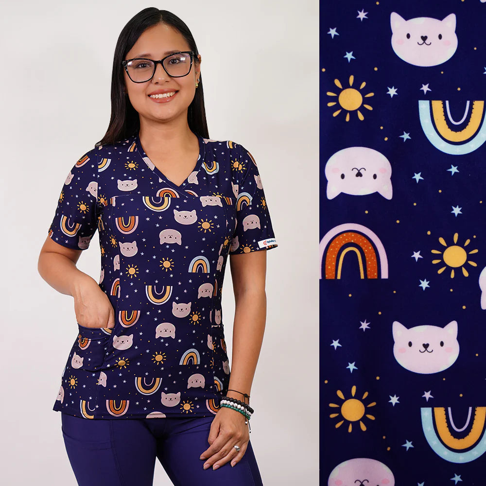 Delantal Mujer tela elasticada estampada Gatitos. Combina con Azul Marino