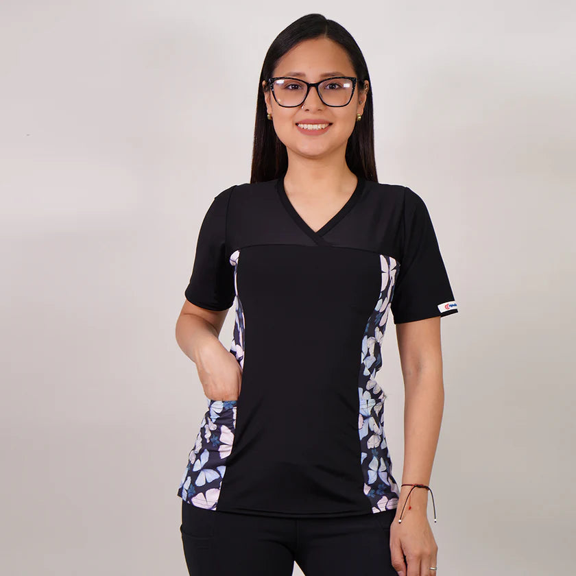 Delantal Mujer tela elasticada C/aplic. estampada al costado. Negro